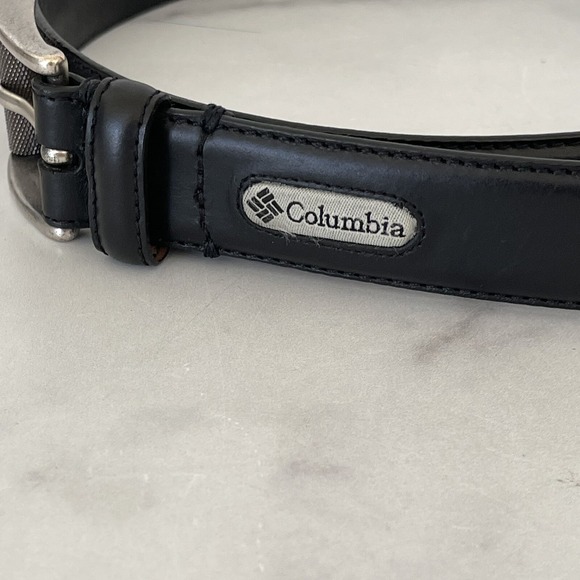 Columbia Black Genuine Full Grain Leather Men's Belt Size 32 Silver Buckle - Picture 2 of 5